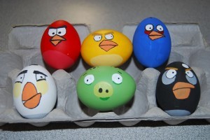oeufs-paques-geek-Easter-Eggs-angry_birds_easter_eggs
